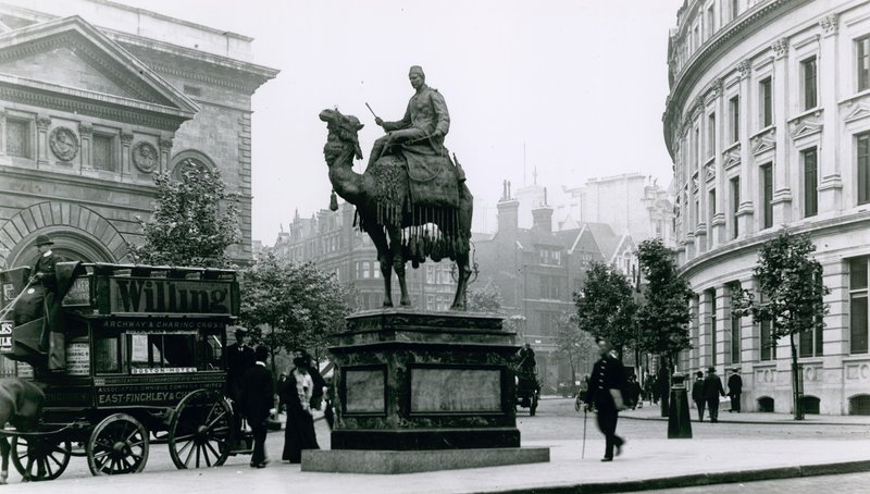 St Martins Place, Londra da English Photographer