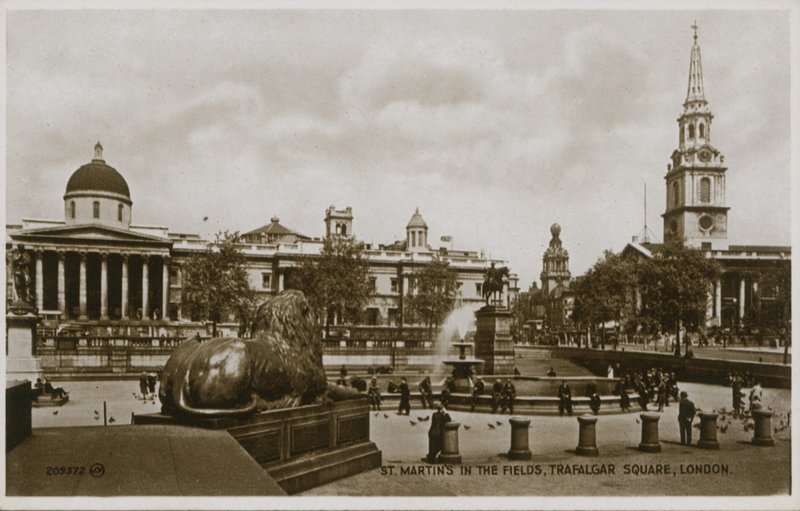 St Martins in the Fields, Trafalgar Square, Londra da English Photographer