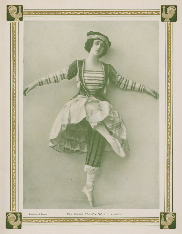 Tamara Karsavina, prima ballerina russa, in una produzione dei Ballets Russes del balletto Petrushka di Igor Stravinsky da English Photographer