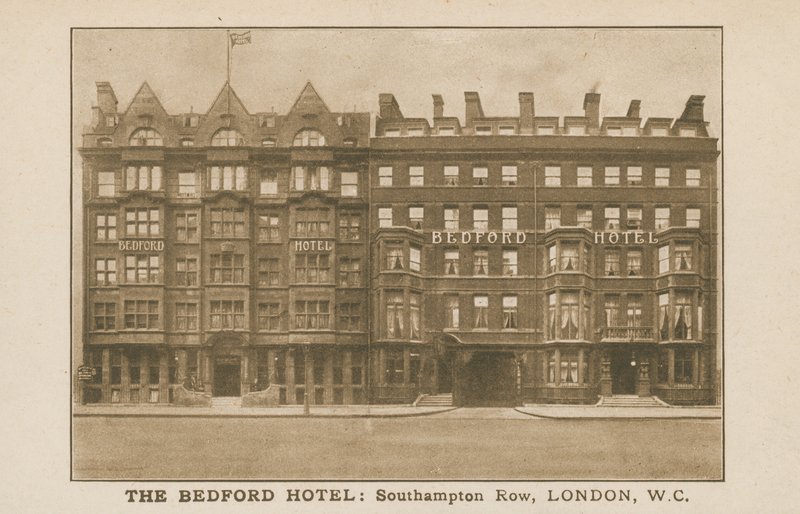 The Bedford Hotel, Southampton Row, Londra da English Photographer