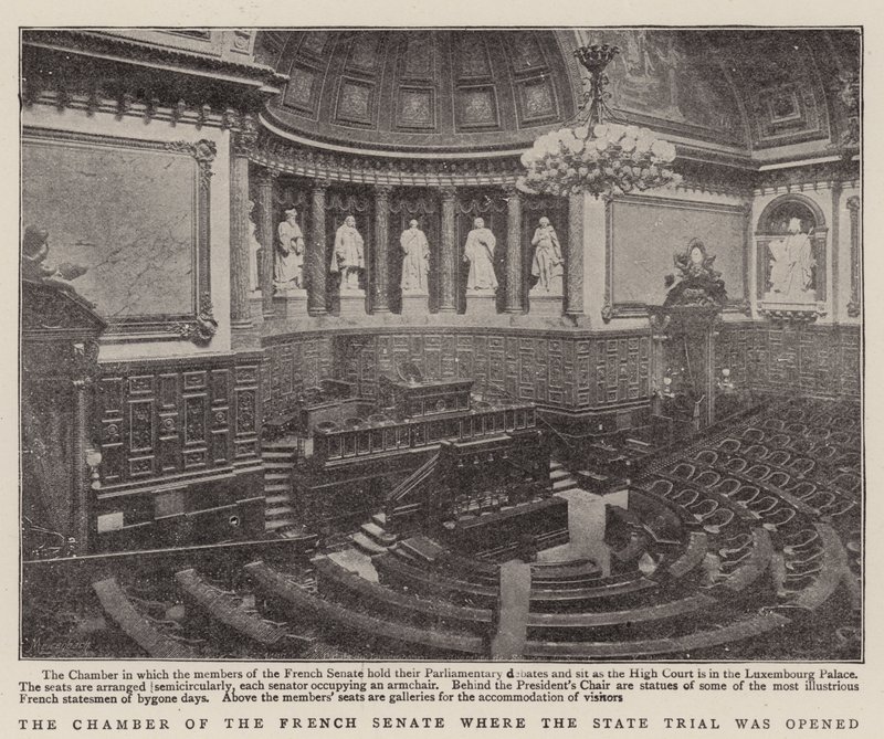 La camera del Senato francese dove è stato aperto il processo di stato da English Photographer