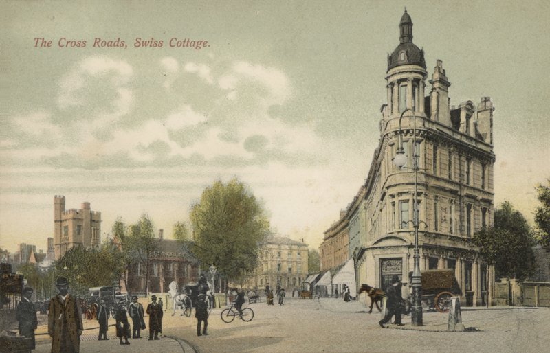 Il bivio, Swiss Cottage, Londra (foto a colori) da English Photographer