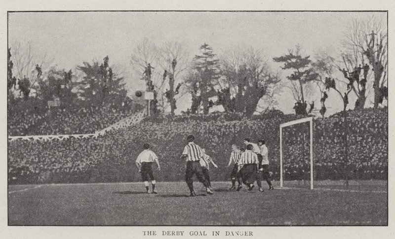 Il goal del Derby in pericolo da English Photographer