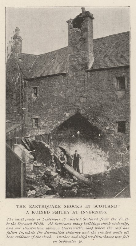 Le scosse di terremoto in Scozia, una fucina rovinata a Inverness da English Photographer