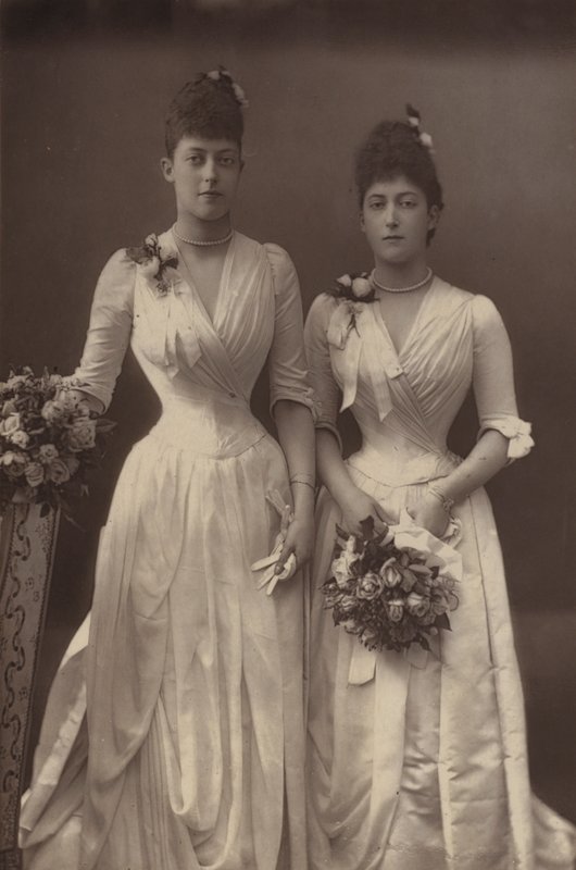 Le Principesse Vittoria e Maud del Galles da English Photographer