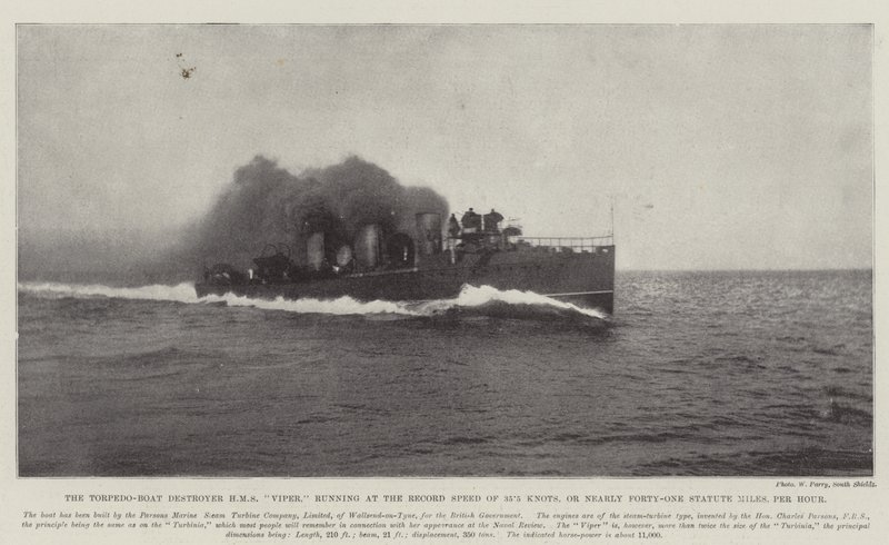 Il cacciatorpediniere HMS Viper, che corre alla velocità record di 35,5 nodi, o quasi quarantuno miglia statutarie all