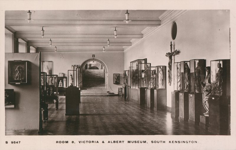 Museo Victoria e Albert, South Kensington, Londra da English Photographer