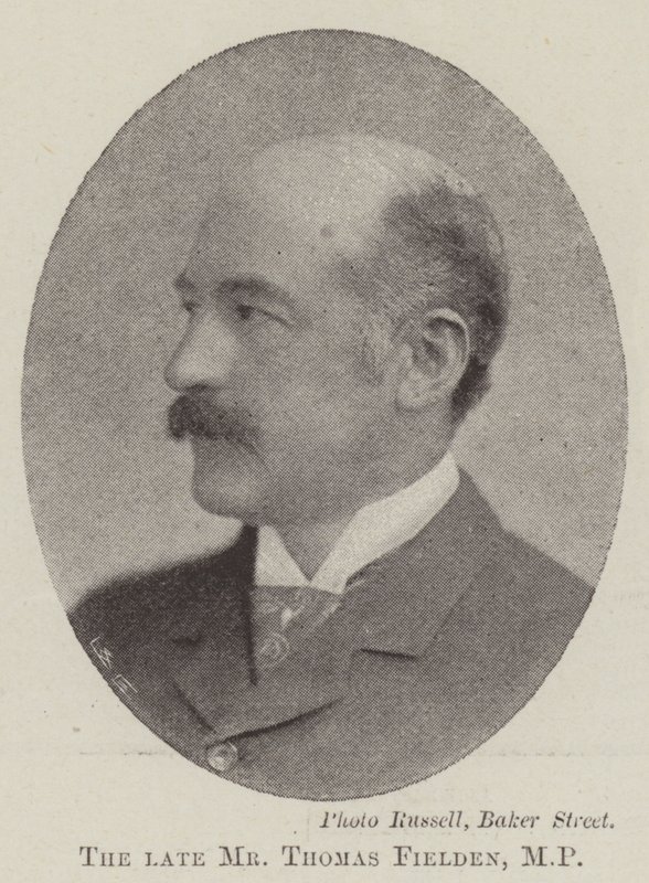 Il defunto Signor Thomas Fielden, MP da English Photographer