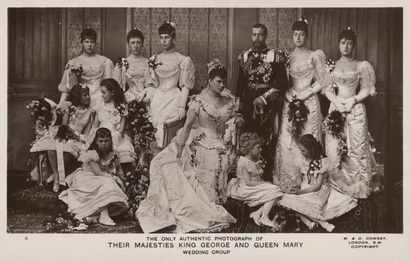 Il matrimonio del Principe Giorgio, Duca di York, e della Principessa Mary di Teck da English Photographer