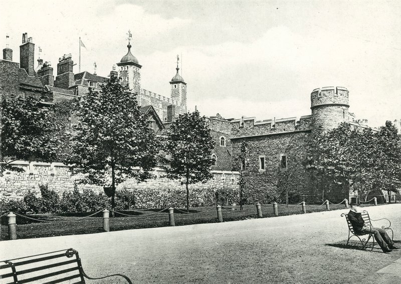 Torre di Londra dal Molo da English Photographer