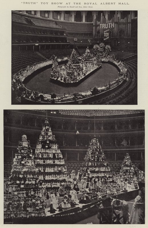 Mostra di giocattoli Truth alla Royal Albert Hall da English Photographer