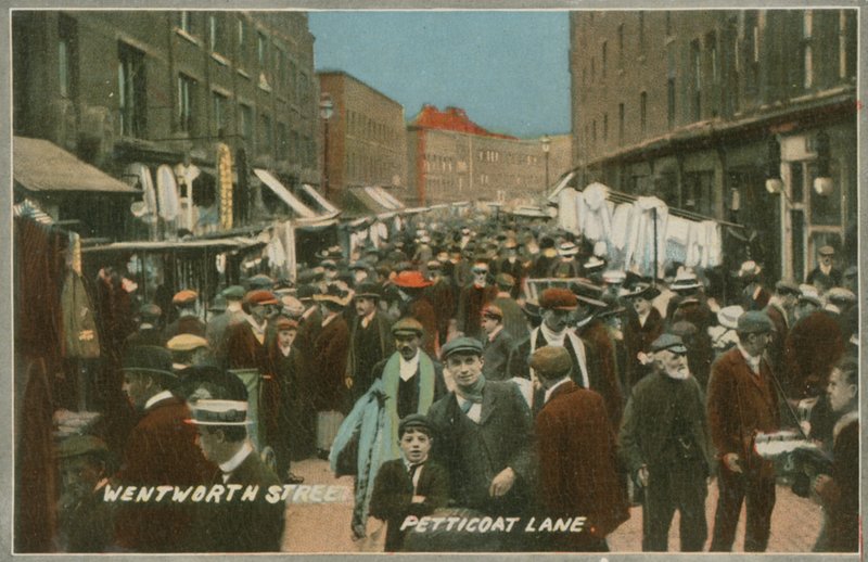 Wentworth Street, Petticoat Lane, Londra da English Photographer