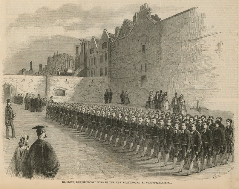 Addestramento dei ragazzi del Bluecoat da English School