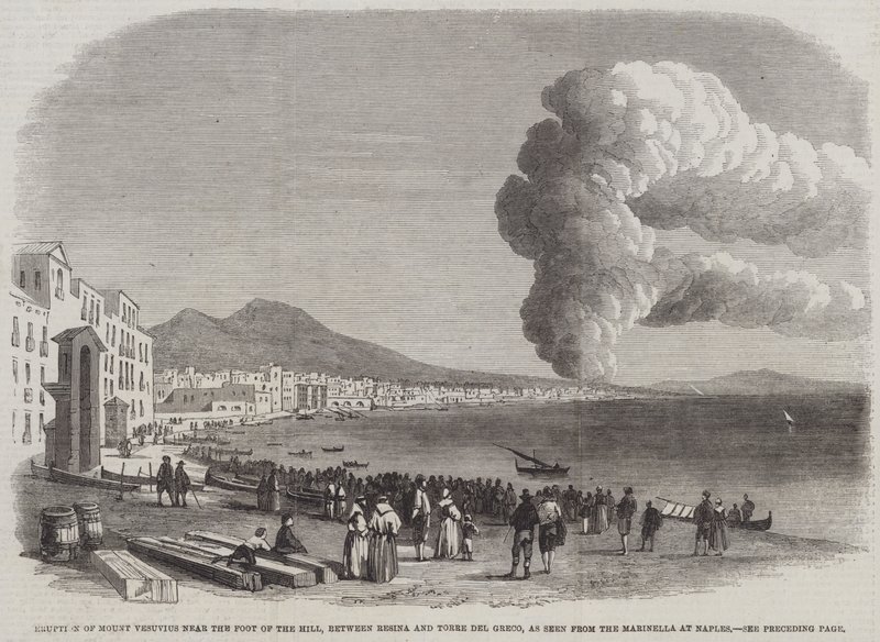 Eruzione del Vesuvio vicino al piede della collina, tra Resina e Torre del Greco, vista dalla Marinella a Napoli (incisione) da English School