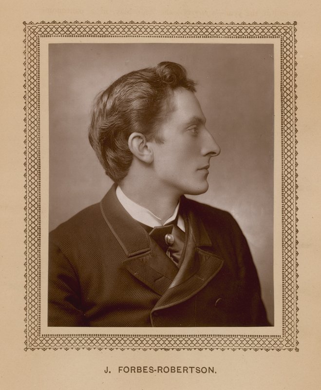 J Forbes-Robertson, da una fotografia scattata appositamente per The Theatre da English School
