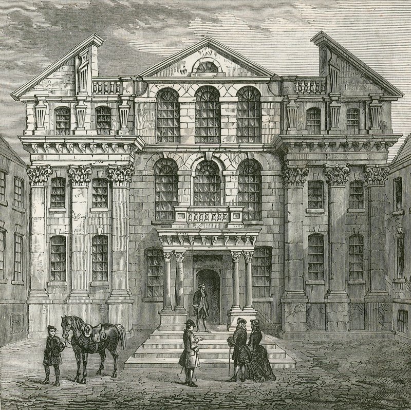 Monmouth House, Soho Square da English School
