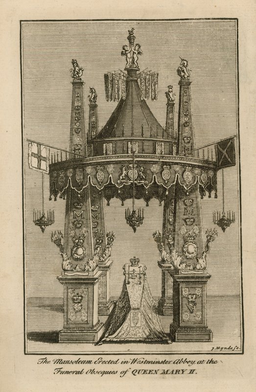 Monumento alla Regina Maria II da English School