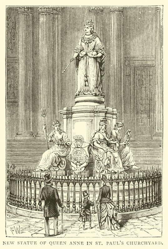 Nuova statua della regina Anna nel cortile della chiesa di San Paolo da English School