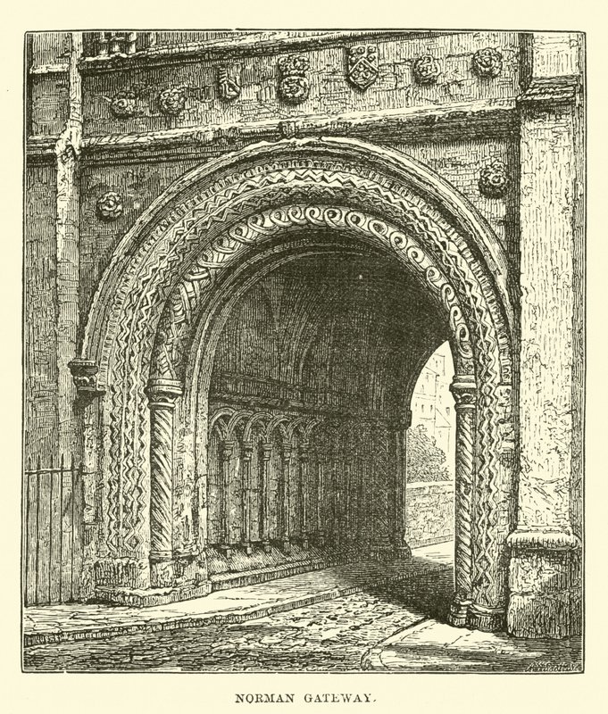 Porta normanna da English School