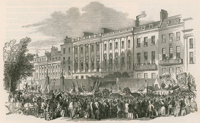 Processione della London Temperance League in Lincolns Inn Fields, Londra da English School