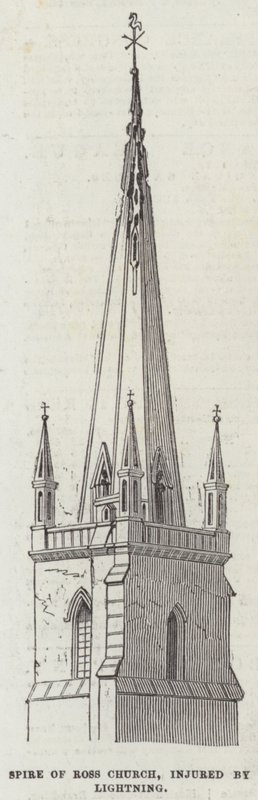 Guglia della chiesa di Ross, danneggiata da un fulmine da English School