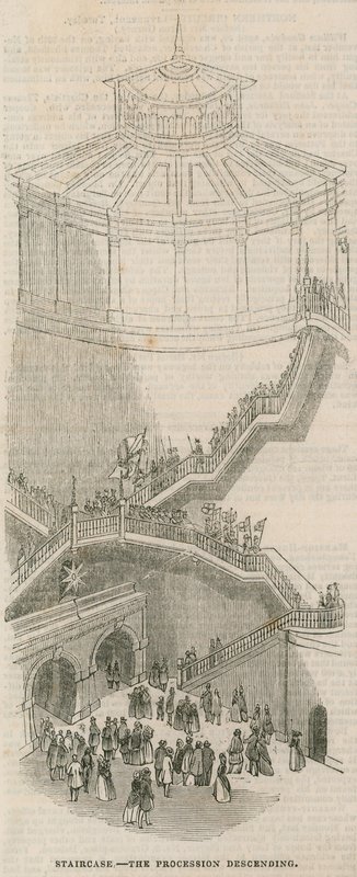 Scala da cui è scesa la processione da English School