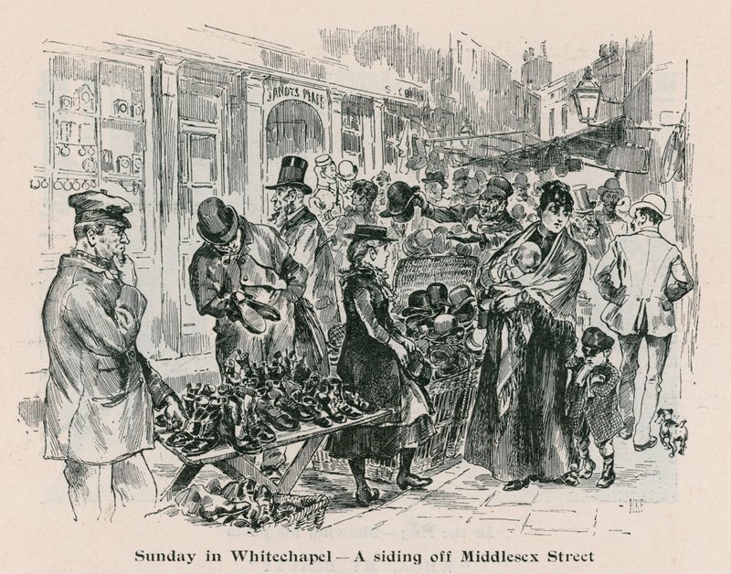 Domenica a Whitechapel - un binario laterale di Middlesex Street, Londra da English School