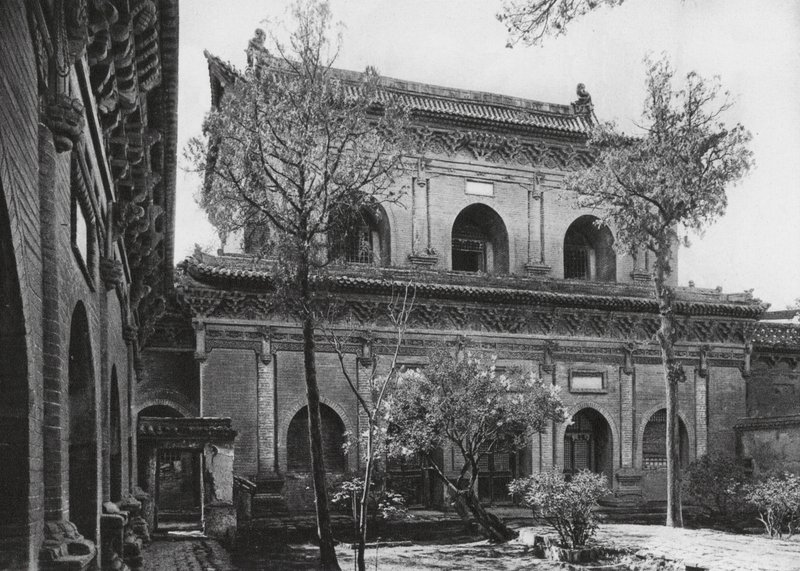 Taiyuanfu, Shuang ta sze, Shansi, Sala Massiccia da Ernst Boerschmann