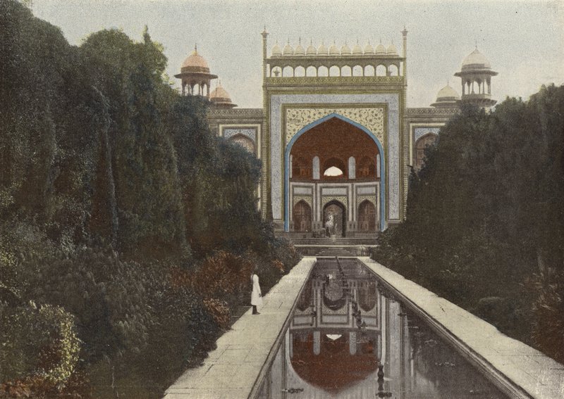 Agra, Ingresso del Tady Mahal da European Photographer