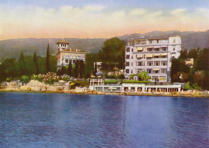 Abbazia, ora Opatija in Croazia: Sanatorio "Abbazia", Dott Szego, e Villa Kubelik da European Photographer
