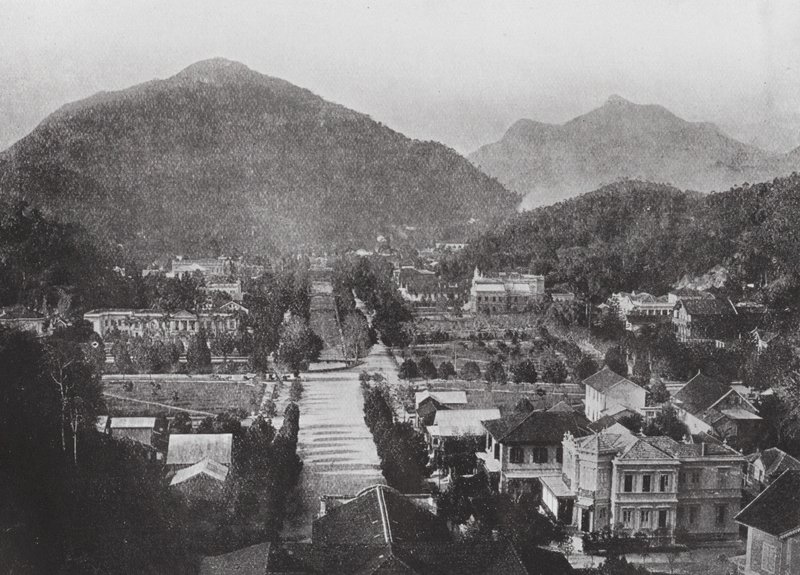 Brasile: Petropolis, la Simla del Brasile (foto b/n) da European Photographer