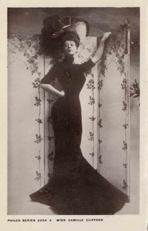 Camille Clifford, attrice di teatro nata in Belgio da European Photographer