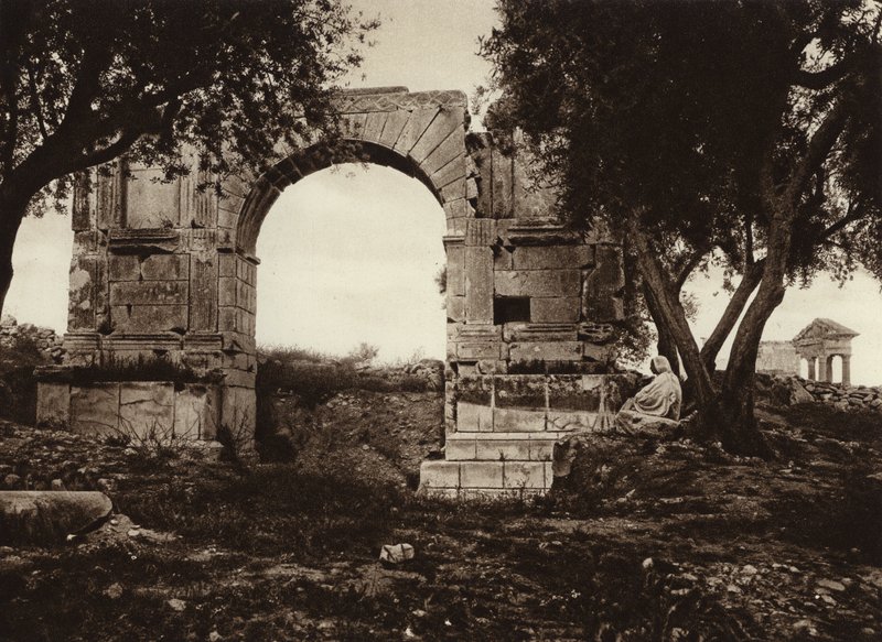 Dougga, Arco trionfale di Alessandro Severo da European Photographer