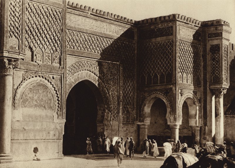 Meknes, Porta del Palazzo, Bab Mansour (foto in bianco e nero) da European Photographer