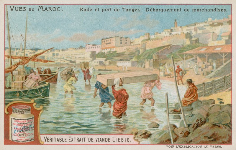 Scarico delle merci nel porto di Tangeri da European School