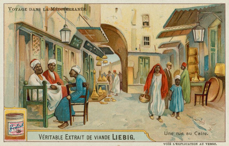 Veduta di una strada al Cairo da European School