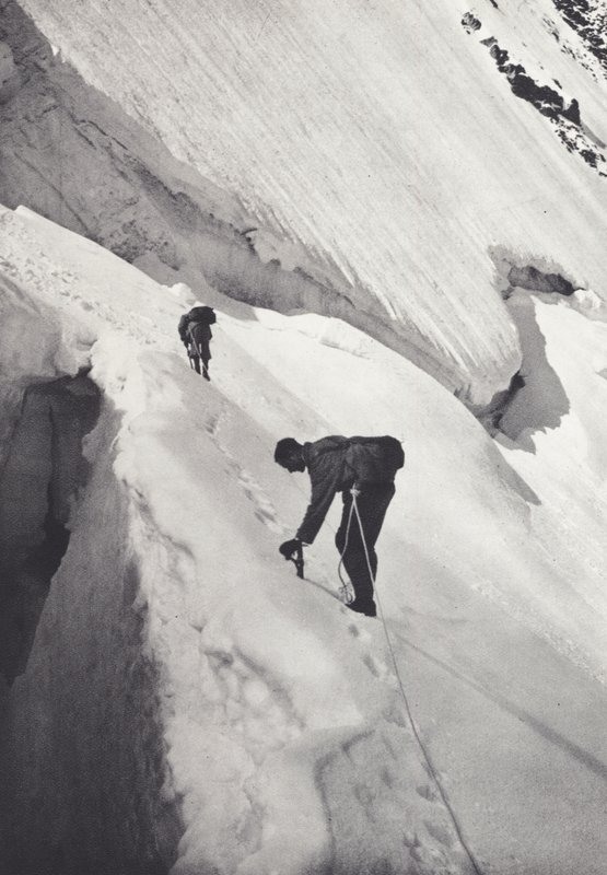 Alpi Pennine: Sotto il Col de Tournanche da Francis Sydney Smythe