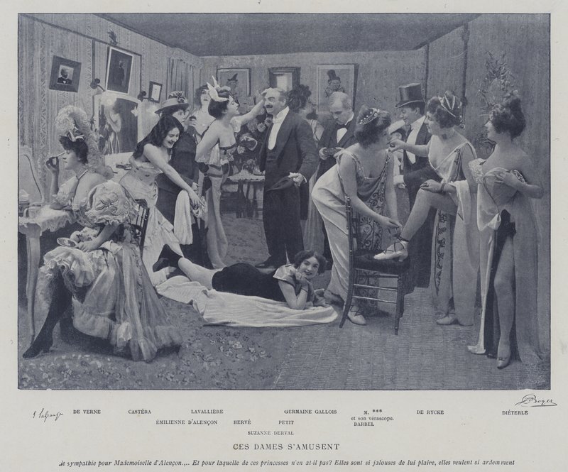 Attrici che si divertono nei camerini del Theatre des Varietes, Parigi da French Photographer