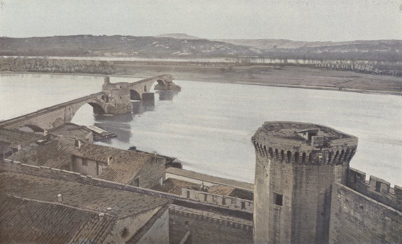Avignone, Fortificazioni e Ponte San Bénézet da French Photographer