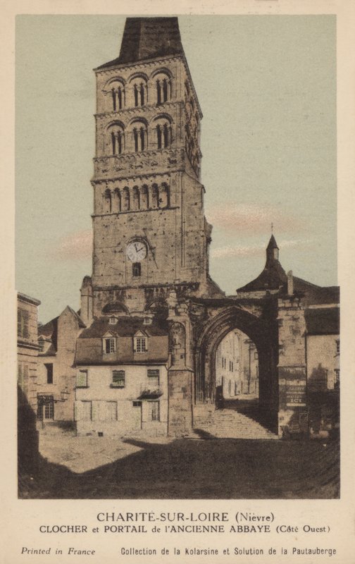 Charite Sur Loire, Campanile e Portale dell