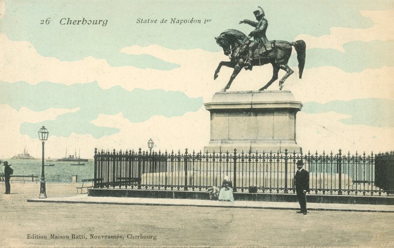 Cherbourg, Francia, statua di Napoleone I da French Photographer