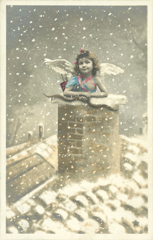 Angelo ragazza che emerge da un camino nella neve da French Photographer