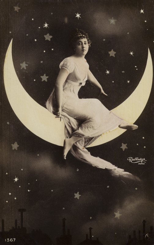 Ragazza sulla luna da French Photographer