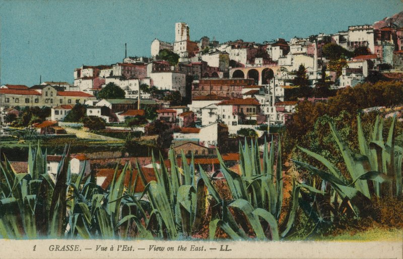 Grasse: Vista a est da French Photographer