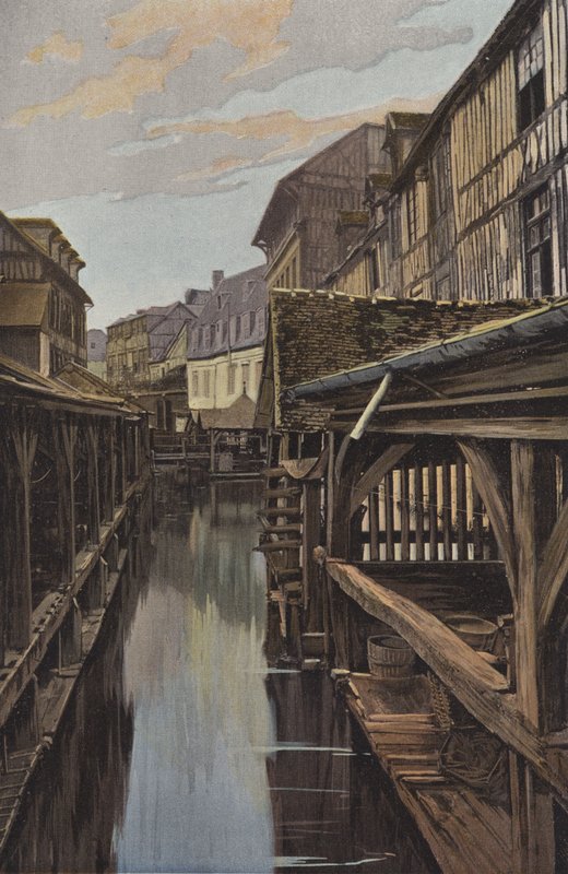 Louviers, Lavatoio e case in legno da French Photographer