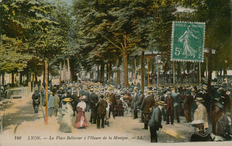 Lione, La Place Bellecour all