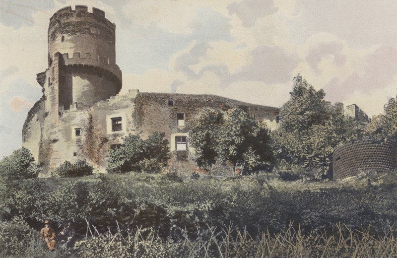Volvic, antico castello di Tournoël, vista d