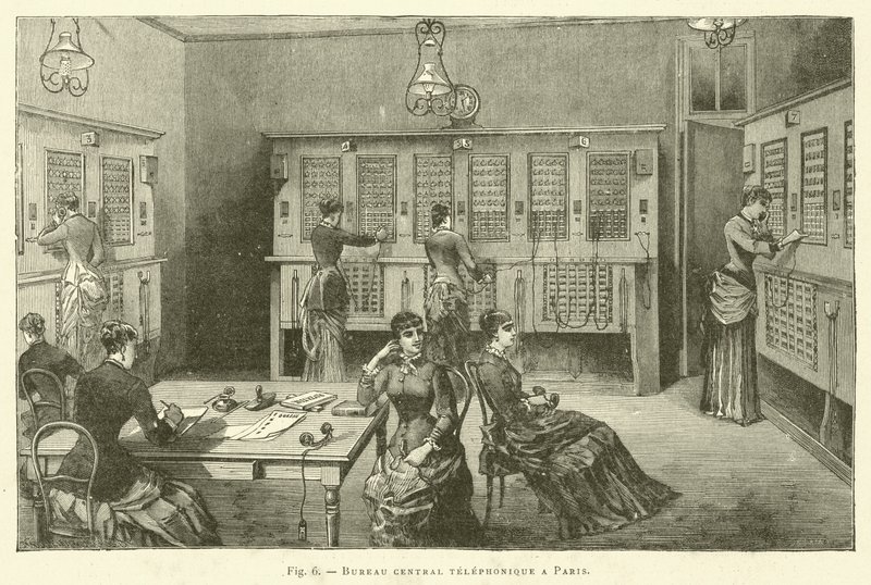Ufficio centrale telefonico a Parigi da French School