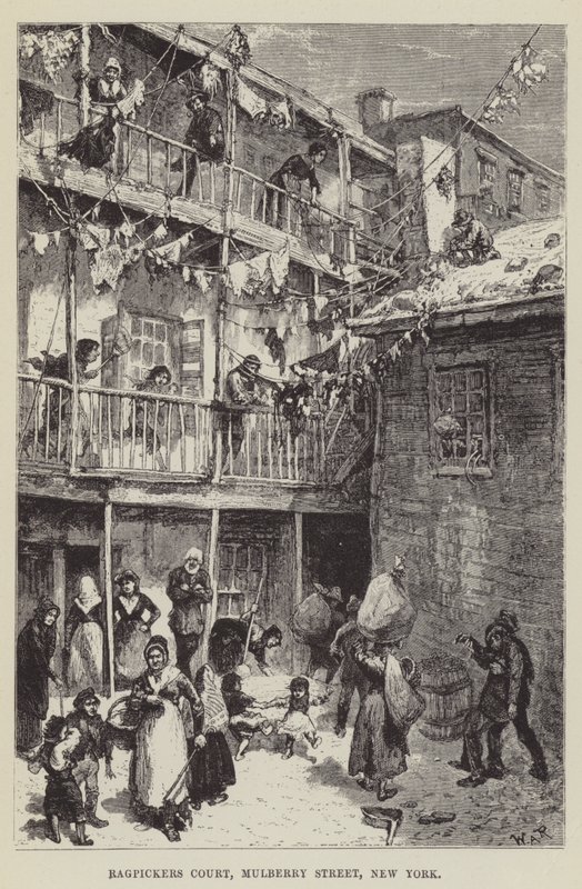 Corte dei raccoglitori di stracci, Mulberry Street, New York da George Augustus Sala