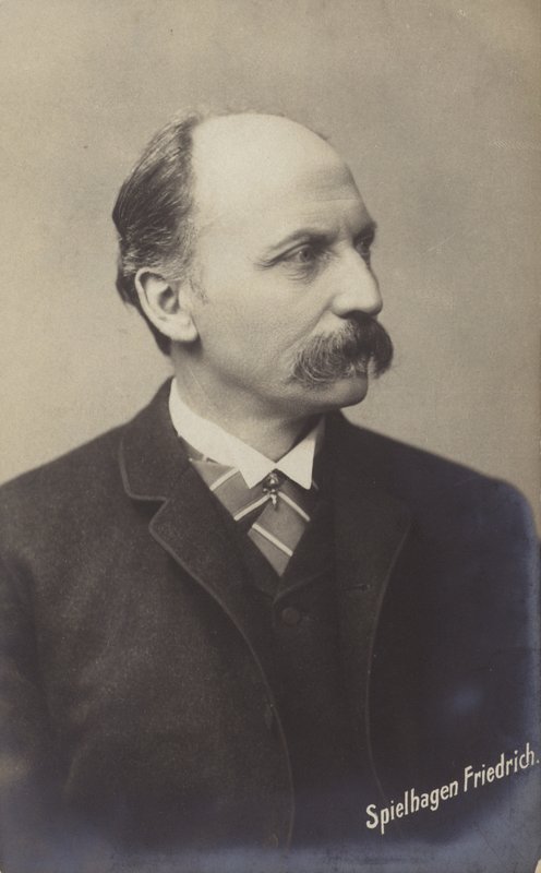 Friedrich Spielhagen (1829-1911), romanziere e traduttore tedesco (foto b/n) da German Photographer